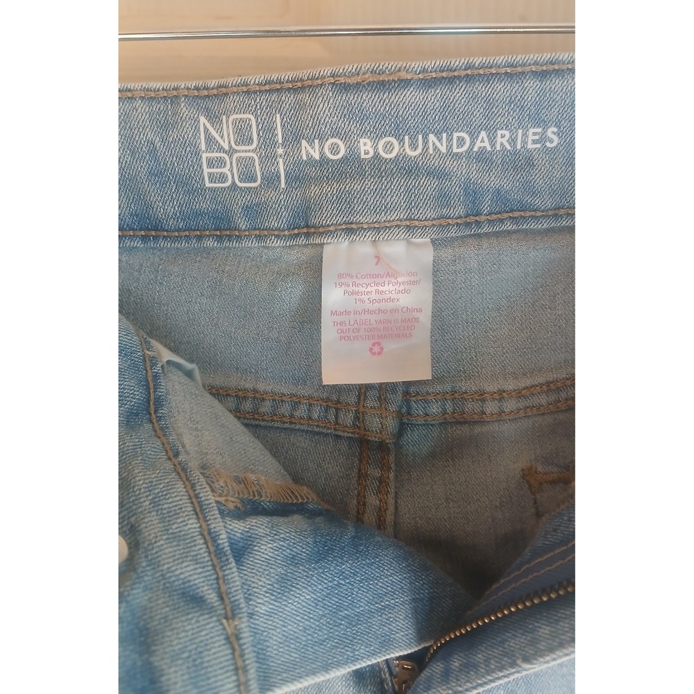 No Boundaries Blue Jeans Women's Juniors Size 7 Straight - Picture 2 of 3